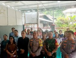 Kapolres Minahasa Gelar Jumat Curhat di Desa Touliang Oki, Bahas Pencegahan Kejahatan dalam Keluarga